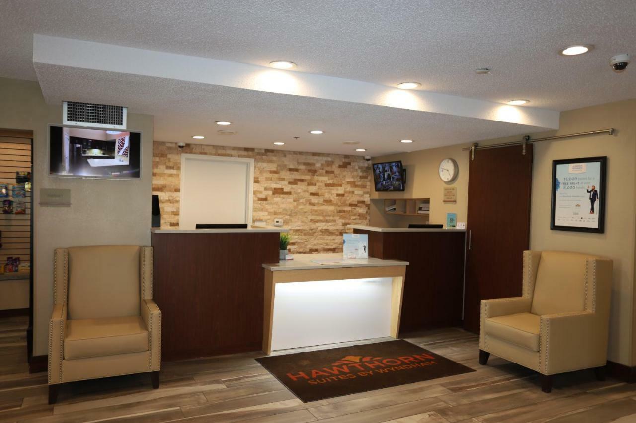 Hawthorn Suites By Wyndham Detroit Southfield Εξωτερικό φωτογραφία