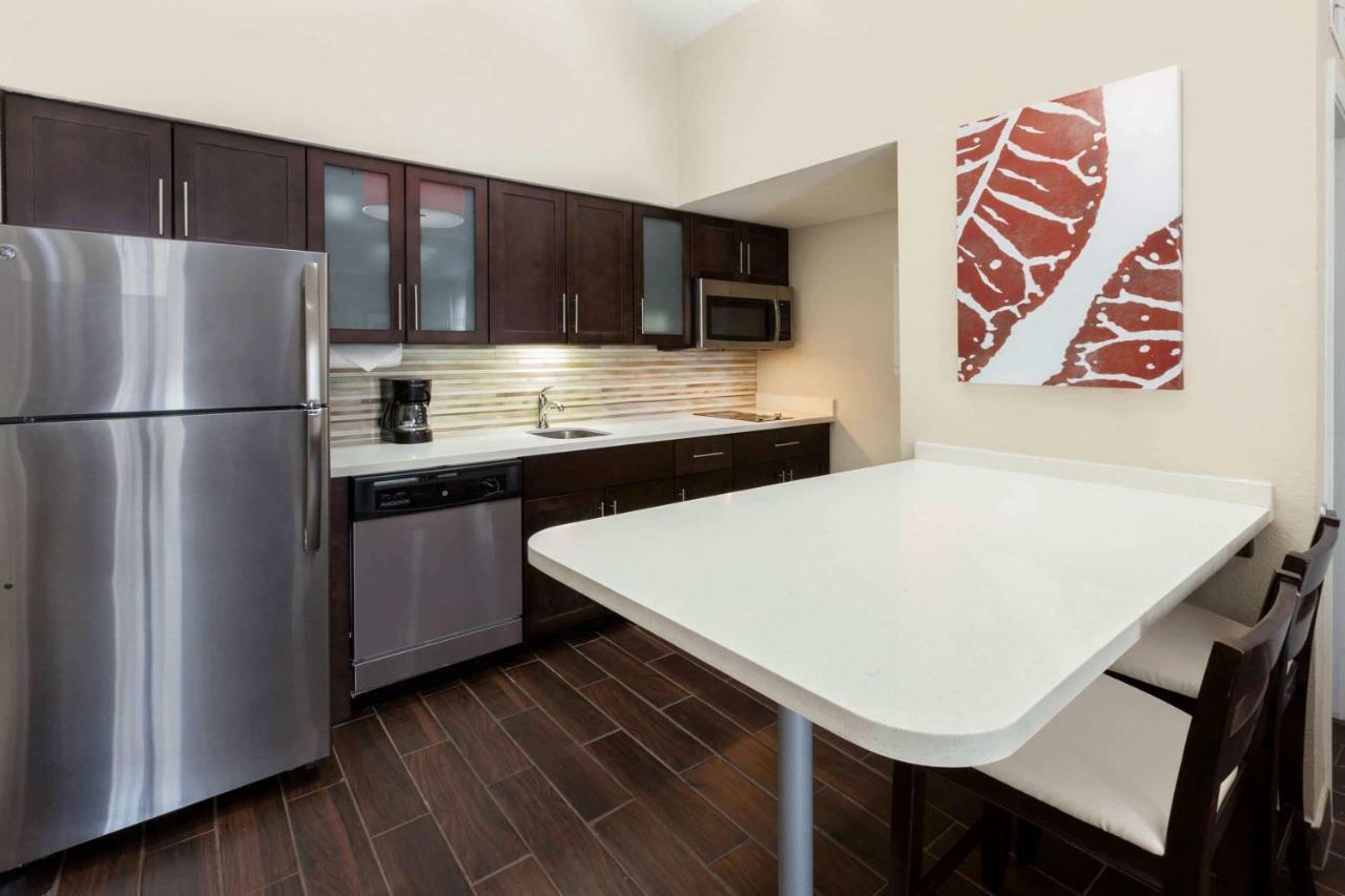 Hawthorn Suites By Wyndham Detroit Southfield Εξωτερικό φωτογραφία
